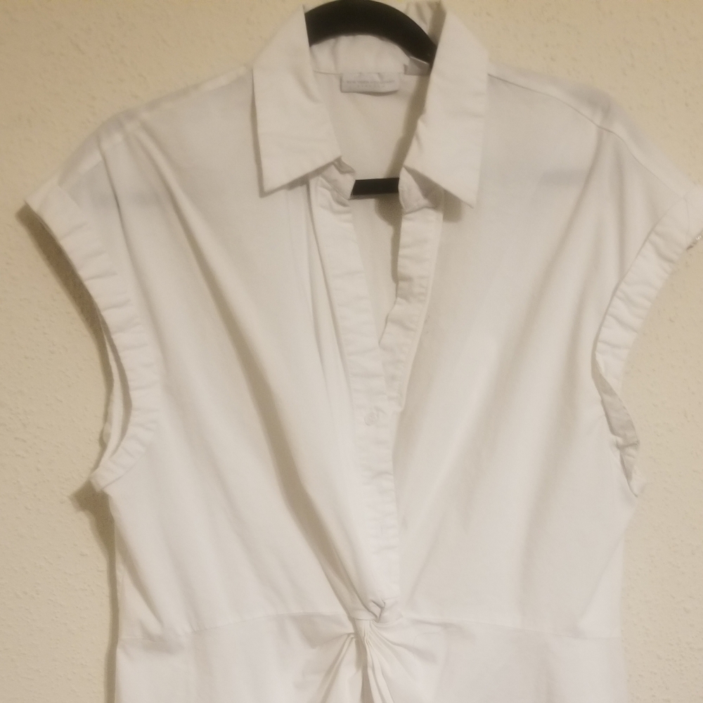 New York & Company button down tunic